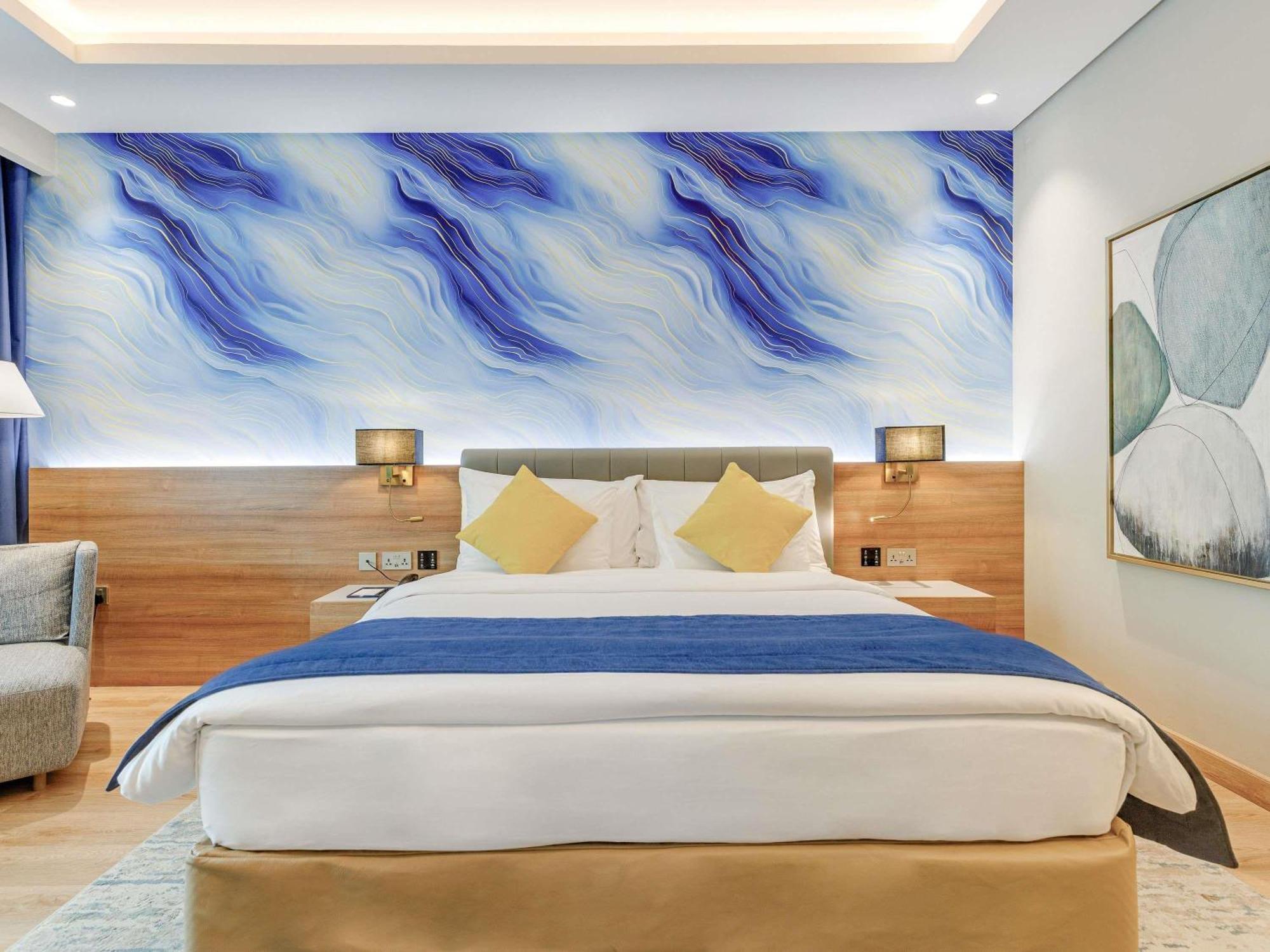 Deluxe Room Twin Beds